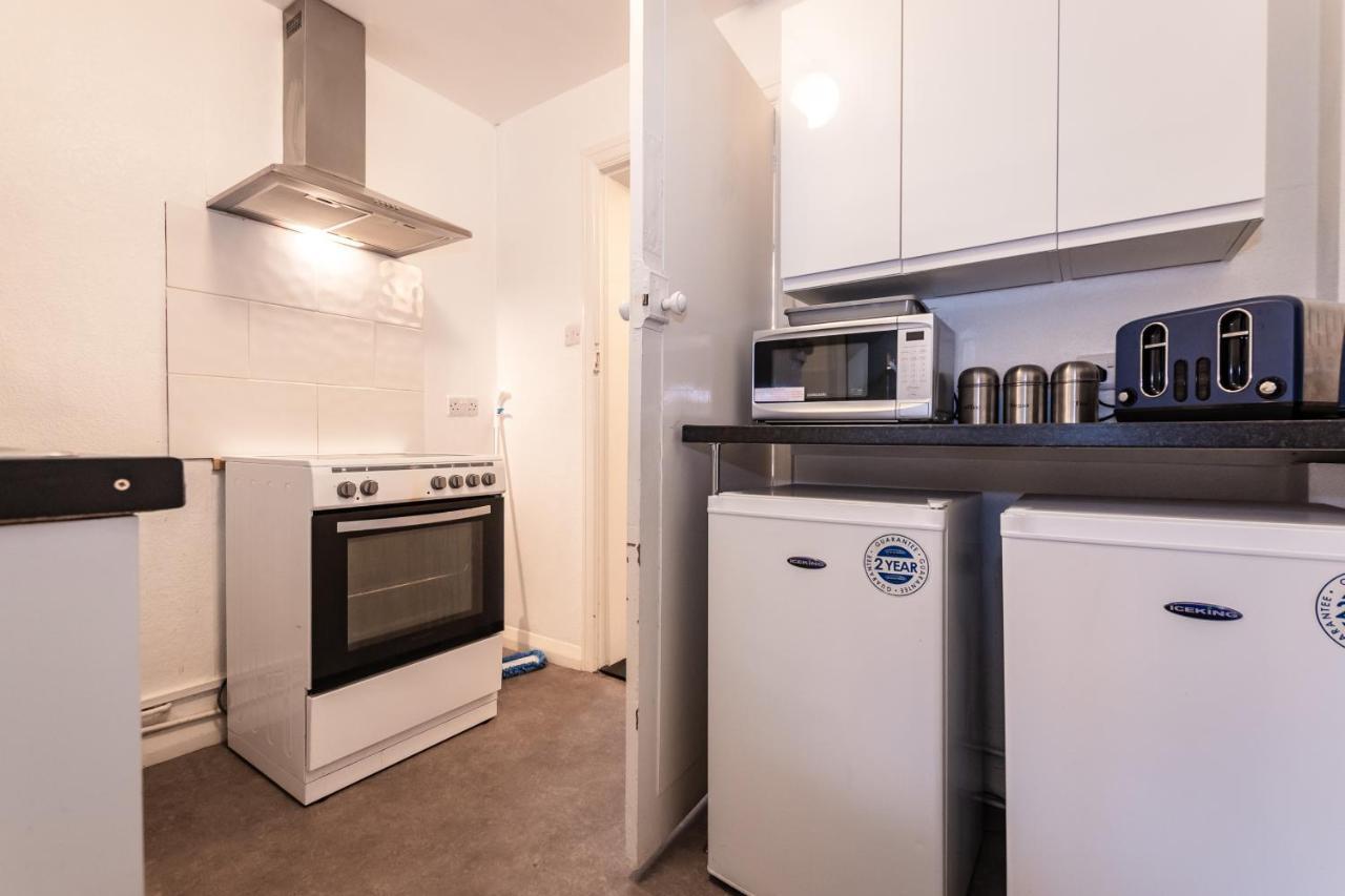 פורטסמות' Best Price! Perfect Gunwharf Accommodation - 5 Single Beds Or Kingsize Free Parking מראה חיצוני תמונה