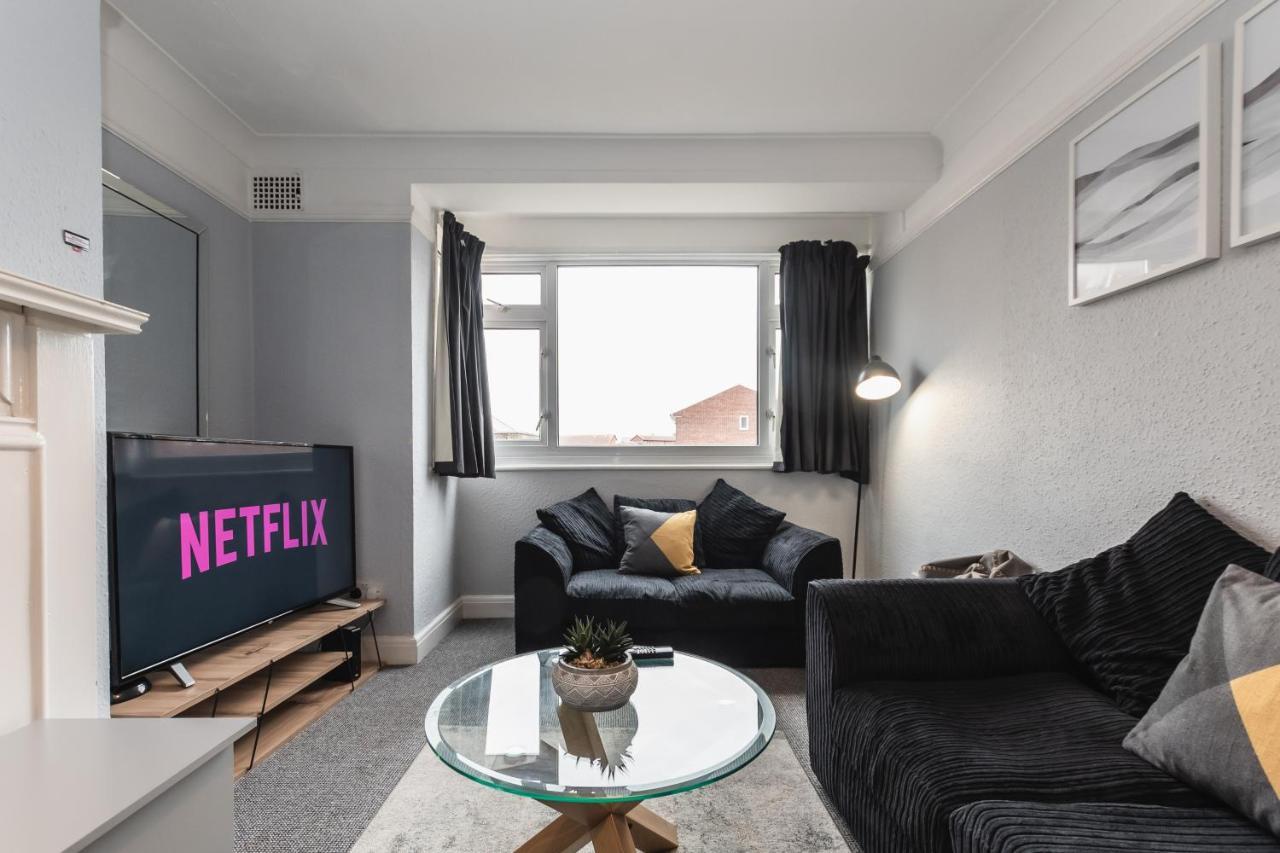 פורטסמות' Best Price! Perfect Gunwharf Accommodation - 5 Single Beds Or Kingsize Free Parking מראה חיצוני תמונה
